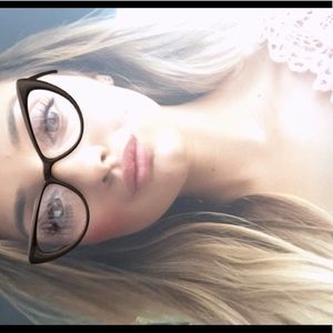 Meet your Posher, Kristina